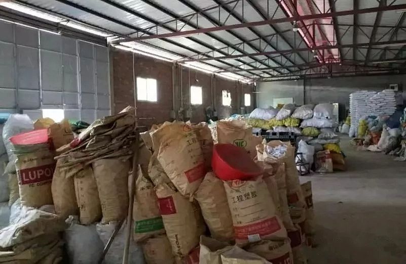 ���ƺ��d�F�V�ϳ������S�һ����S��Ⱦ�h�����ϰ�T���������C�Pһ偶��ߣ���߫@��7��!