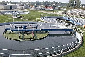 �h����������������MBBR���a�S����ˮ�Sᘌ��Mˮ���˵Ľ��x�ͼ��g�ʂ�