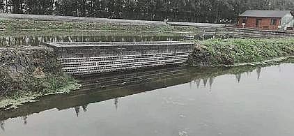 ��ʽ���w�������ϏS�����B���B��βˮ�������A����������Ҧ̽��ˮ�a�Bֳ�Gɫ����֮·